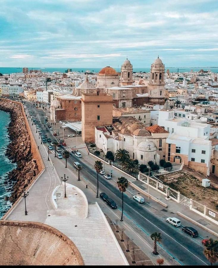 Alojamientos Cadiz Sol المظهر الخارجي الصورة